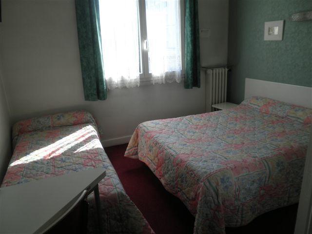 Central Hotel Saint-Priest  Extérieur photo